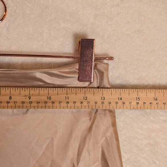 NWT Aqua Cream Maxi Satin Skirt (Issue) Reflecting The Price , See Photo - Picture 5 of 5